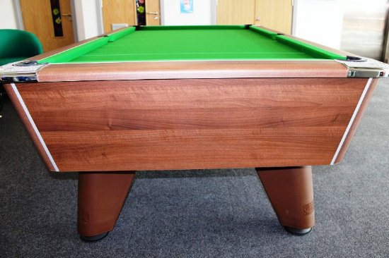 8ft Winner Pool Table - Walnut with Green Wool