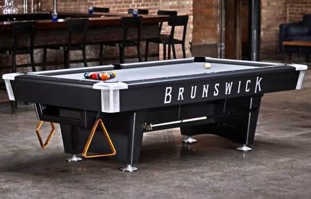 Brunswick Black Wolf Pro Pool Table